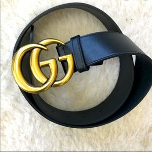 - Gucci belt Medium to large Fit